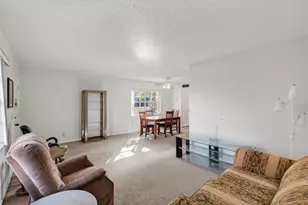642 Burgundy N, Delray Beach, FL 33484 - Photo 6
