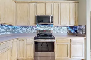 6147 NW E Deville Cir, Port Saint Lucie, FL 34986 - Photo 24