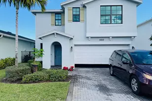 1200 Spanish Stone Wy, West Palm Beach, FL 33415 - Photo 2