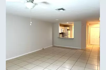 930 Summit Lake Drive, West Palm Beach, FL 33406 - Photo 8