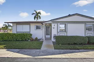 2843 Crosley Dr W, West Palm Beach, FL 33415 - Photo 2