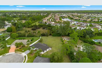 104 Greenwood Place, Royal Palm Beach, FL 33411 - Photo 38