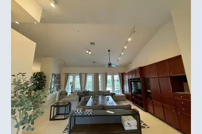 1111 SE Westchester Drive, Port Saint Lucie, FL 34952 - Photo 4