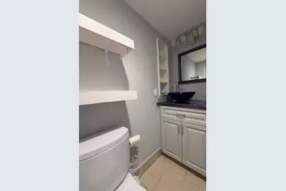 1950 Lake Osborne Drive, Unit #18, Lake Worth, FL 33461 - Photo 14