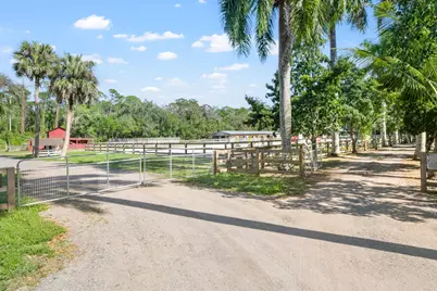 1068 D Road, Loxahatchee, FL 33470 - Photo 22