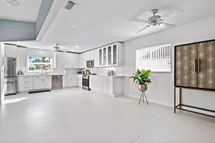 7017 NW 3rd Ave SE, Boca Raton, FL 33487 - Photo 16