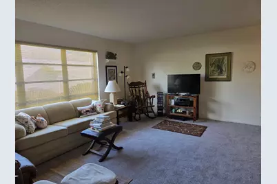 5042 Lakefront Boulevard, Unit #A, Delray Beach, FL 33484 - Photo 6