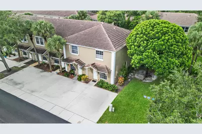 380 SW 122nd Avenue, Pembroke Pines, FL 33025 - Photo 1