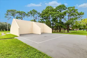 709 7th Ln, Palm Beach Gardens, FL 33418 - Photo 40