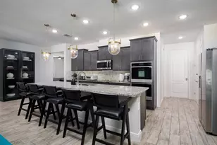 6125 NW Drophy Ave, Port Saint Lucie, FL 34986 - Photo 6