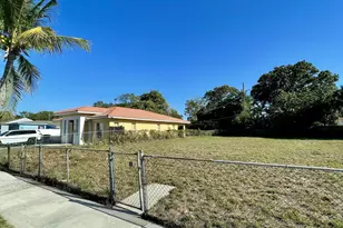 936 39th St, West Palm Beach, FL 33407 - Photo 1