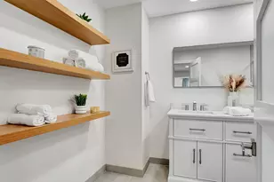 218 NE 10th St, Delray Beach, FL 33444 - Photo 20