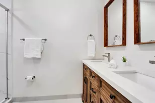 218 NE 10th St, Delray Beach, FL 33444 - Photo 24