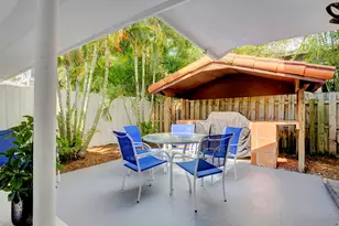 218 NE 10th St, Delray Beach, FL 33444 - Photo 42