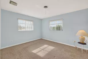 501 NE Oleander Ave, Port Saint Lucie, FL 34952 - Photo 20