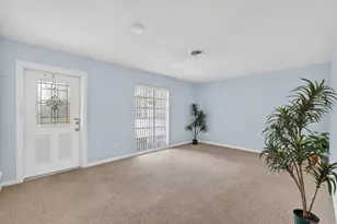 501 NE Oleander Ave, Port Saint Lucie, FL 34952 - Photo 6