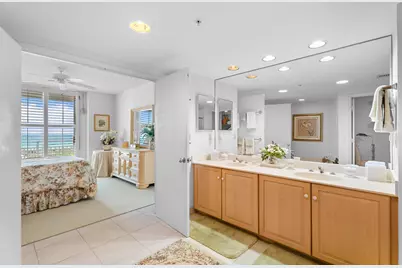 579 NE Plantation Road, Unit #N202, Stuart, FL 34996 - Photo 32