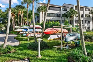 143 Bay Colony Dr N, Juno Beach, FL 33408 - Photo 42