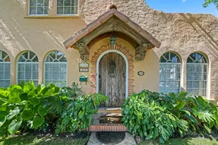 325 Greymon Dr, West Palm Beach, FL 33405 - Photo 4