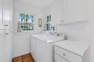 325 Greymon Dr, West Palm Beach, FL 33405 - Photo 20