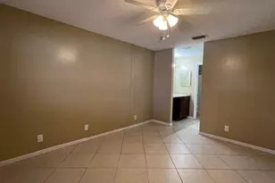 5249 Tennis Ln, Delray Beach, FL 33484 - Photo 8