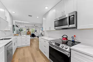 3151 E Community Dr, Jupiter, FL 33458 - Photo 8