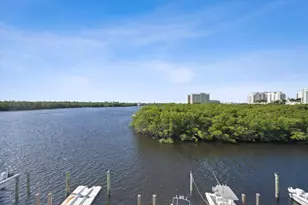 689 NE 6th Ct, Boynton Beach, FL 33435 - Photo 24