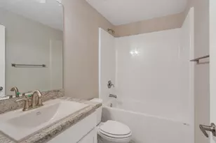 8308 Amalfi Cir, Fort Pierce, FL 34951 - Photo 10