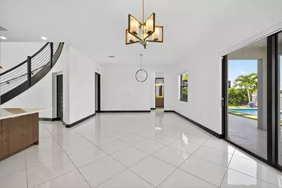 15800 NW 88th Avenue, Miami Lakes, FL 33018 - Photo 22