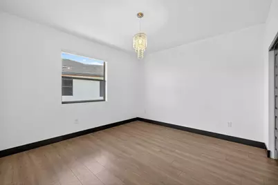 15800 NW 88th Avenue, Miami Lakes, FL 33018 - Photo 34