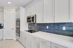 100 NW 69th Cir, Boca Raton, FL 33487 - Photo 18