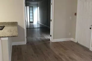 641 Executive Center Dr, West Palm Beach, FL 33401 - Photo 18