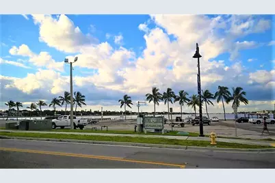 100 Waterway Drive S, Unit #407, Lantana, FL 33462 - Photo 42