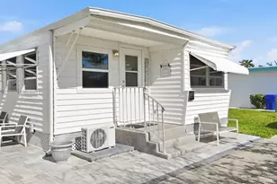 21 Hibiscus Dr, Briny Breezes, FL 33435 - Photo 16