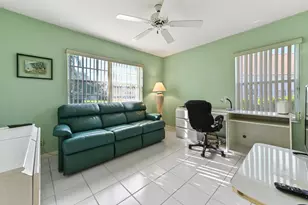 8053 Clear Shores Cir, Delray Beach, FL 33446 - Photo 20