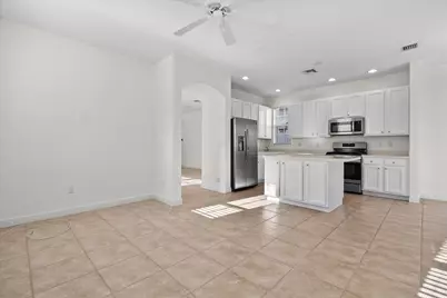 556 Tomahawk Court, Palm Beach Gardens, FL 33410 - Photo 8