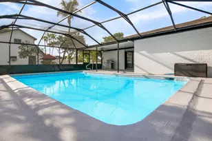 1665 SE Harp Ln, Port Saint Lucie, FL 34983 - Photo 4