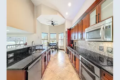 11162 SW Wyndham Way, Port Saint Lucie, FL 34987 - Photo 20