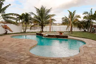 11334 SW Glengarry Ct, Port Saint Lucie, FL 34987 - Photo 2