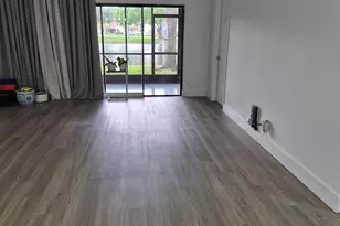 9717 Sills Dr E, Boynton Beach, FL 33437 - Photo 14