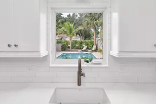 611 N Palmway, Lake Worth Beach, FL 33460 - Photo 16