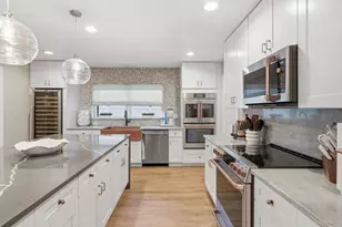 5867 NW Leah Dr, Port Saint Lucie, FL 34986 - Photo 4