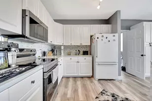 7647 Rockport Cir, Lake Worth, FL 33467 - Photo 8