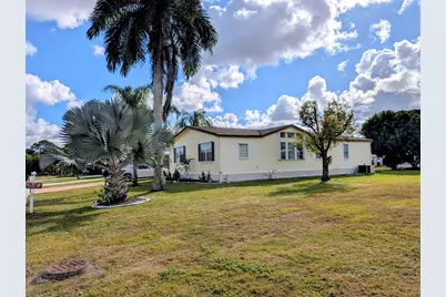 2460 SW Versailles Terrace, Stuart, FL 34997 - Photo 6