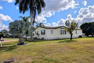 2460 SW Versailles Terrace, Stuart, FL 34997 - Photo 6