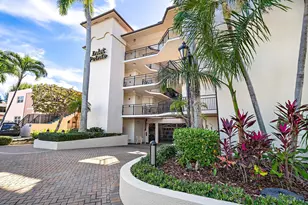 314 Inlet Way, Palm Beach Shores, FL 33404 - Photo 2