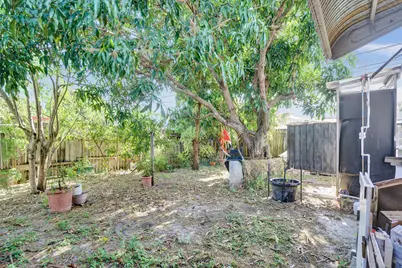 640 NE 24th Street, Pompano Beach, FL 33064 - Photo 30