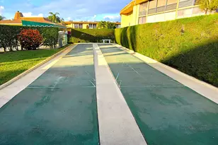 300 Village Green Cir S, Palm Springs, FL 33461 - Photo 14