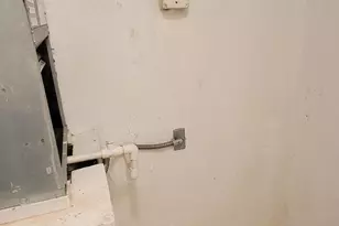 421 NE 1st St, Hallandale Beach, FL 33009 - Photo 24