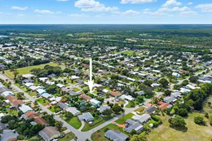 8685 SE Keathley Ct, Hobe Sound, FL 33455 - Photo 32